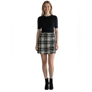 Gianni Bini Black and white checkered skirt
